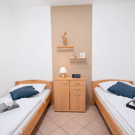 Апартаменты Seestern By Interhome